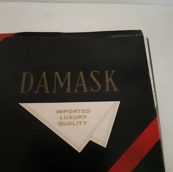 Vintage Tablecloth Jewel Tone 5 pieces super fine quality gold 50''x50' - Picture 6 of 7